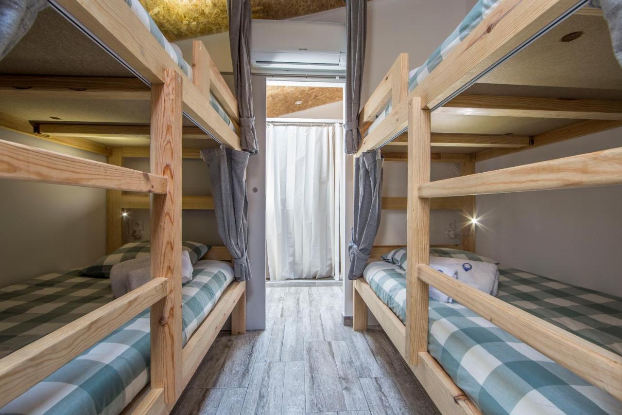 Vila Maria Mix Dorm By Host-Point Costa da Caparica Bagian luar foto