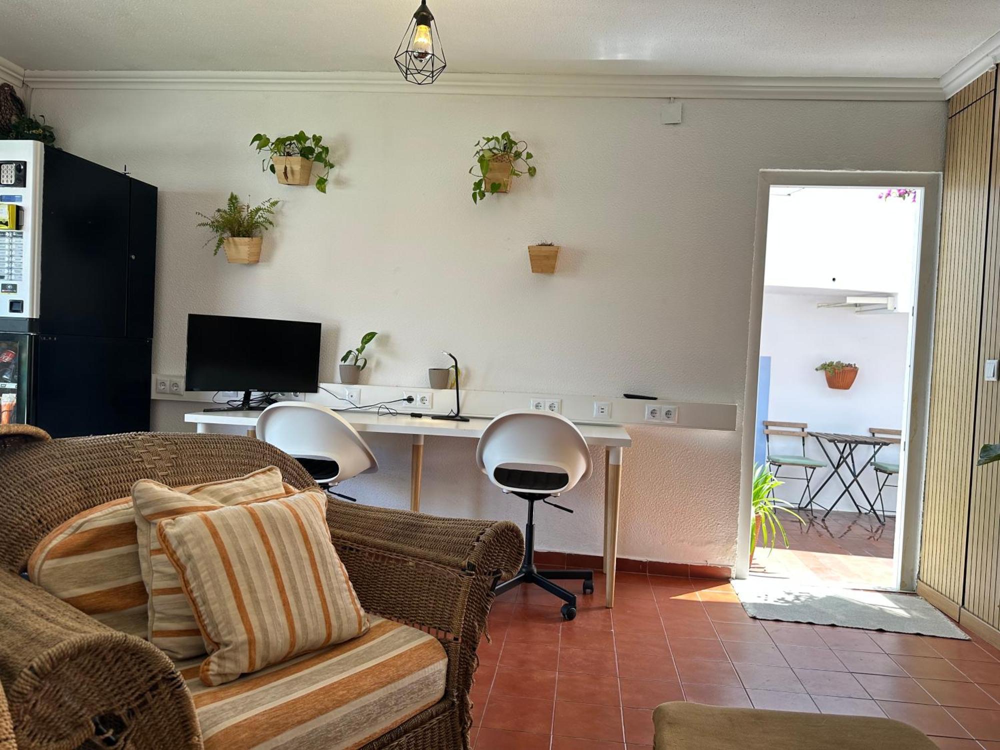 Vila Maria Mix Dorm By Host-Point Costa da Caparica Bagian luar foto